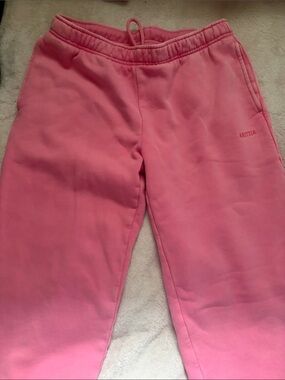 Coral Aritzia sweats